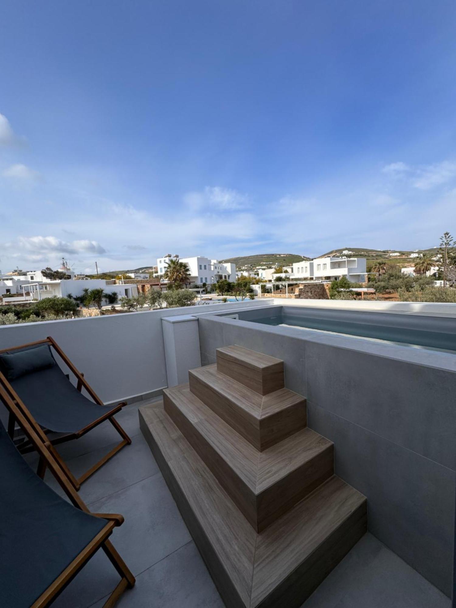 Poema Antiparos Aparthotel ภายนอก รูปภาพ