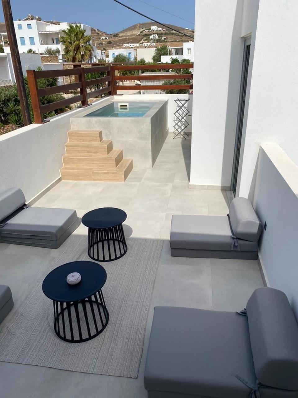 Poema Antiparos Aparthotel ภายนอก รูปภาพ