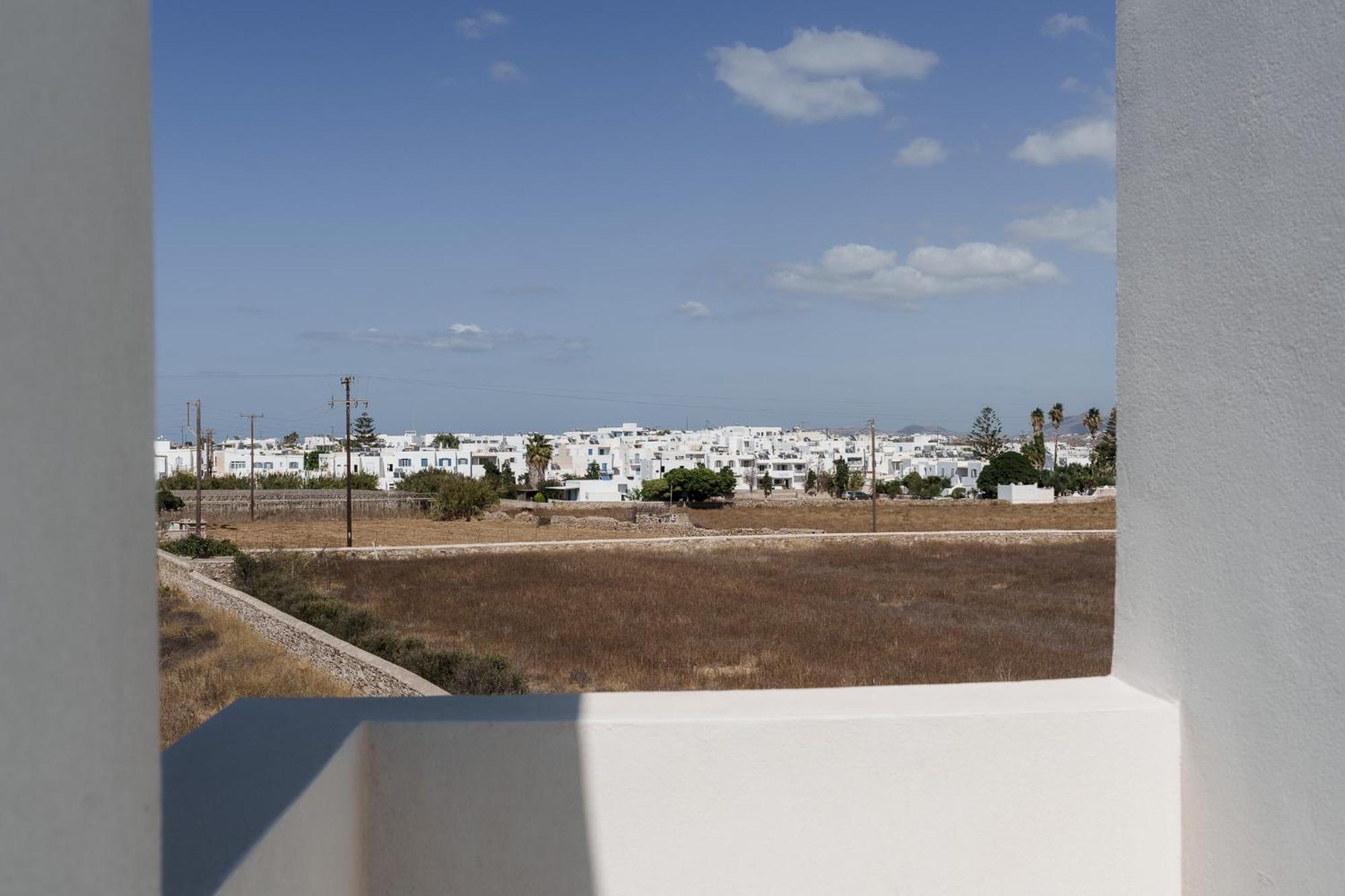 Poema Antiparos Aparthotel ภายนอก รูปภาพ